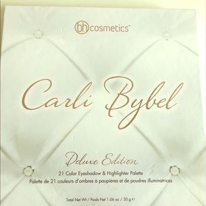 Carli Bybel Deluxe Palette