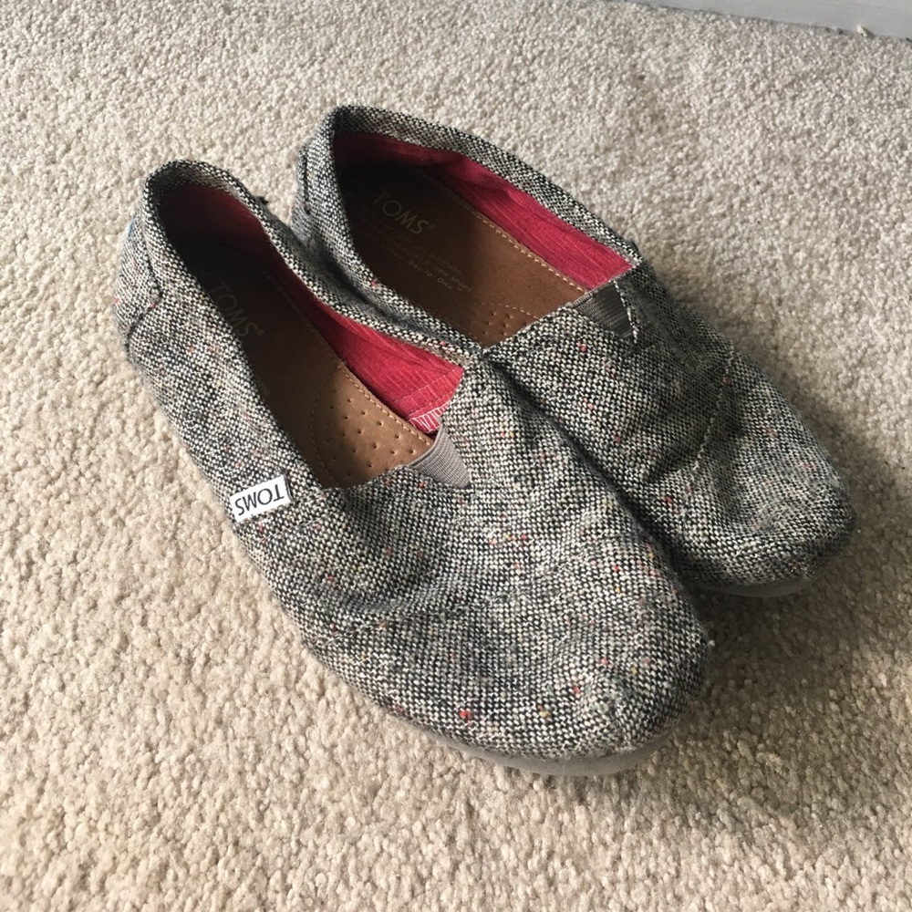 Women's Black and Silver Toms