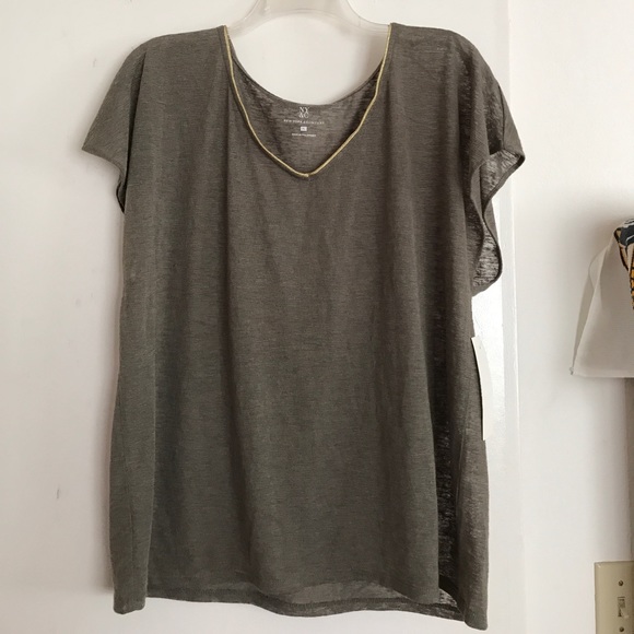 New York & Company Tops - Olive green oversized blouse sz XL with tags