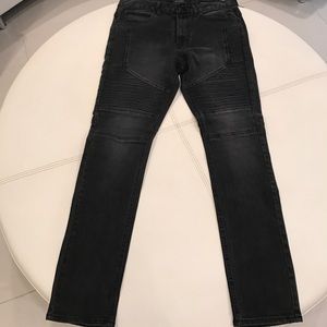 34 x 32 Slacked skinny biker jeans