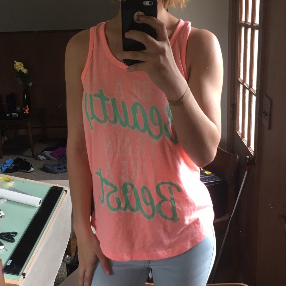 Athletic tank top