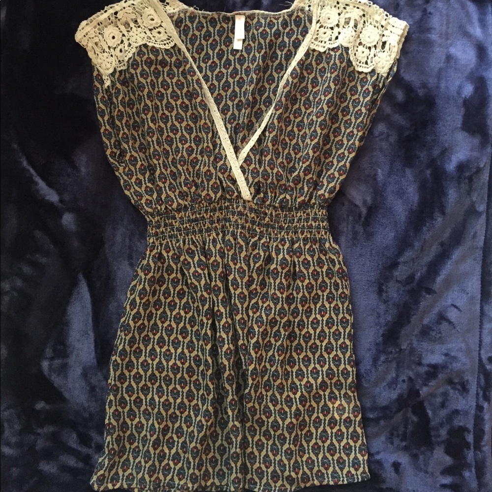 Xhilaration top