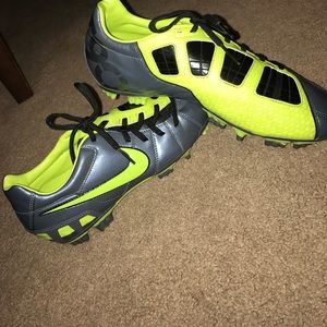 Women's Nike soccer cleats