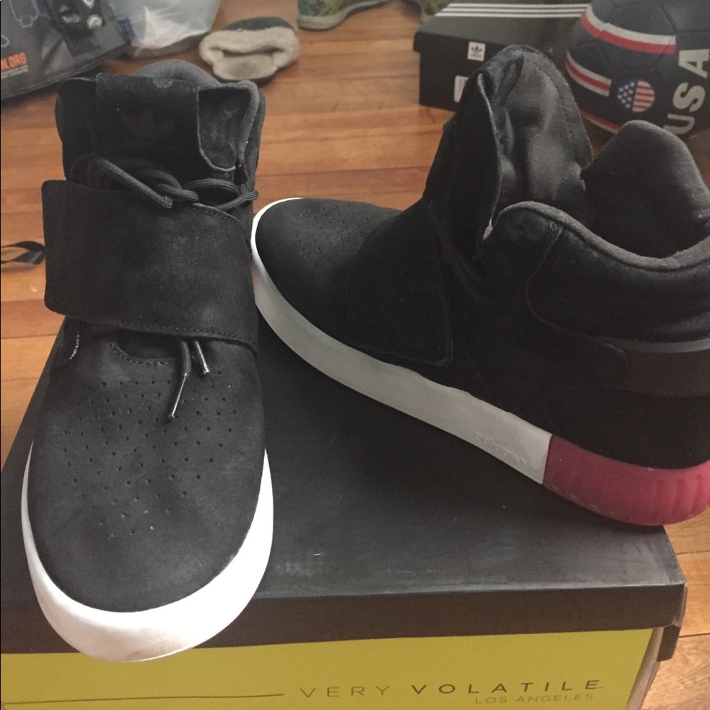 Adidas Originals Tubular Invader Strap. 8.5