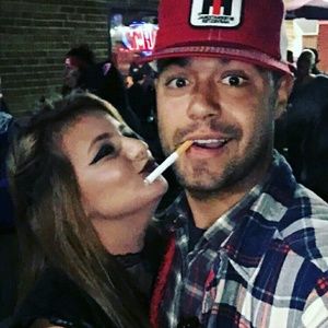 Meet your Posher, Casey