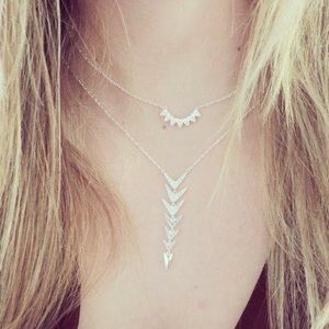 Stella & Dot drop arrow necklace
