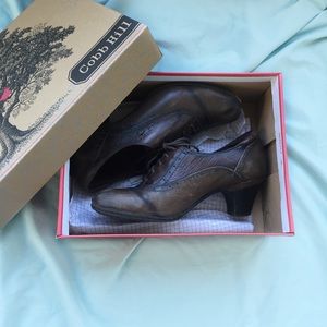 Cobb Hill Women's Shoes - Size 10 - Brown Leather