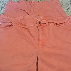 Coral color Chico's capri