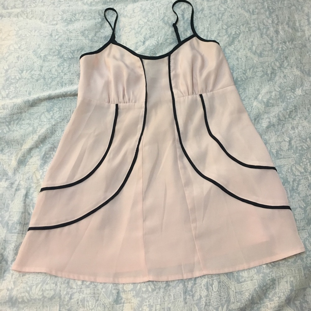 Beautiful sheer Lauren Conrad tank xs