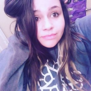 Meet your Posher, Annah