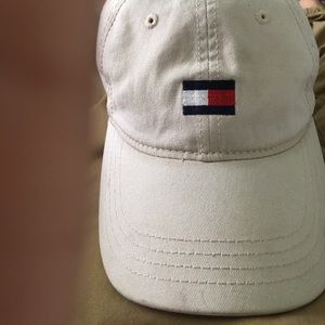 Tommy hat