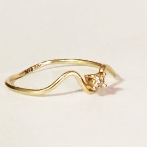 Vintage diamond stacking dainty ring 14k