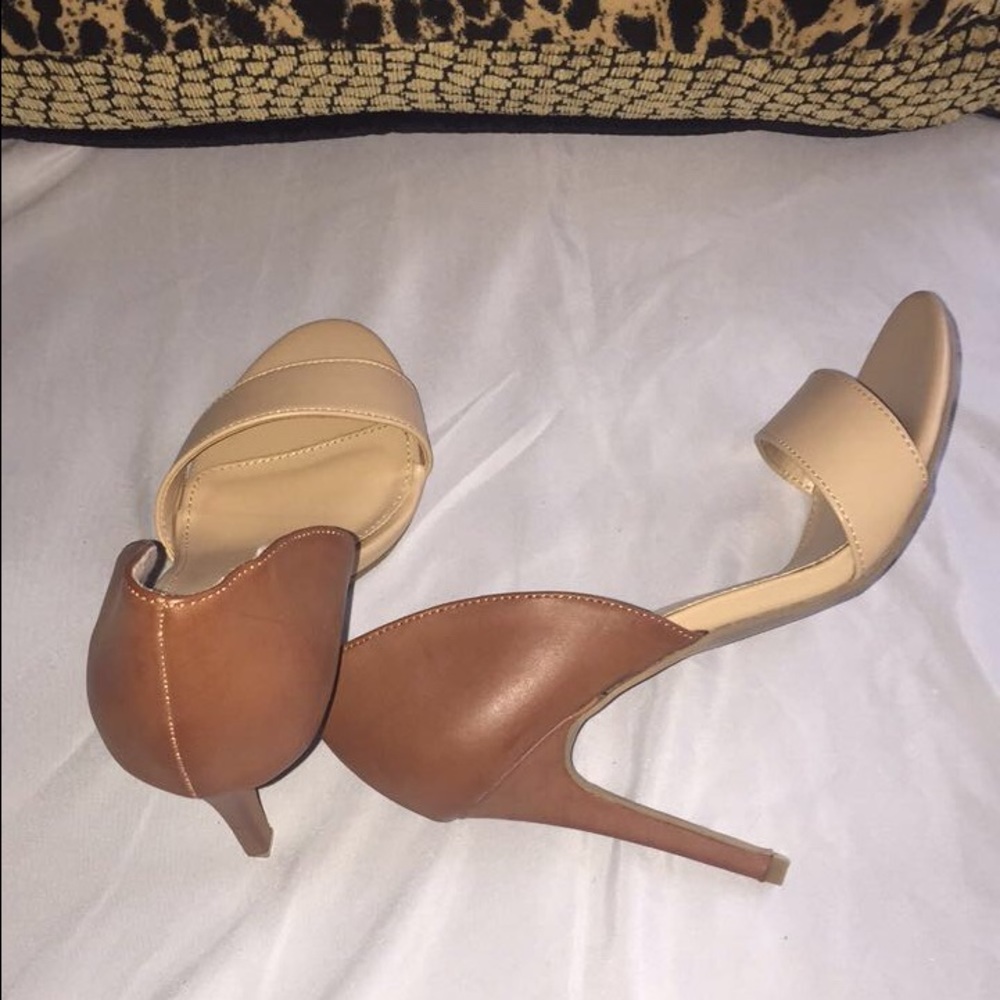 💫Beige Heeled Sandal 👡 - Picture 3 of 4