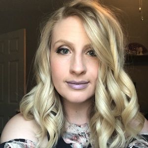 Meet your Posher, Kaitlin