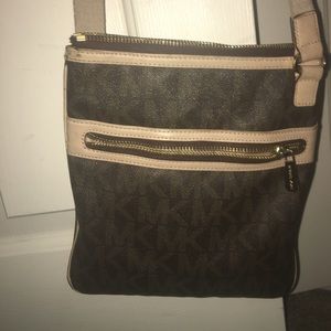 Michael kors satchel