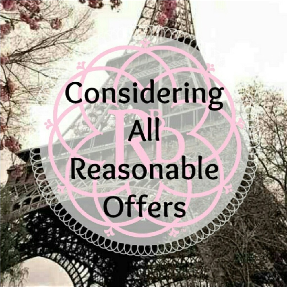 Open to offers just push the offer button 🤗👍🏼