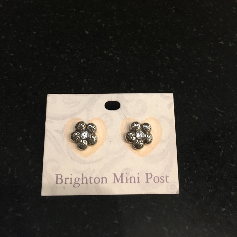 Silver flower studs