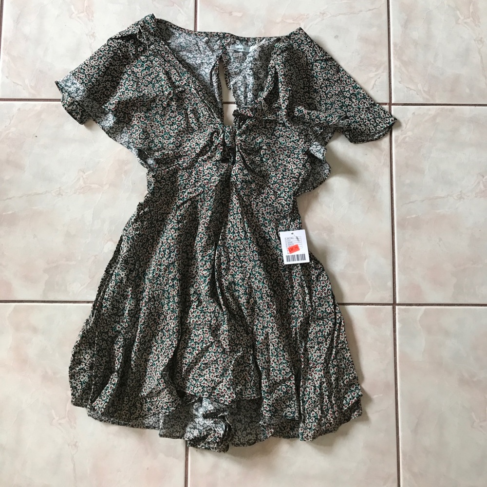 Floral front tie knot dress