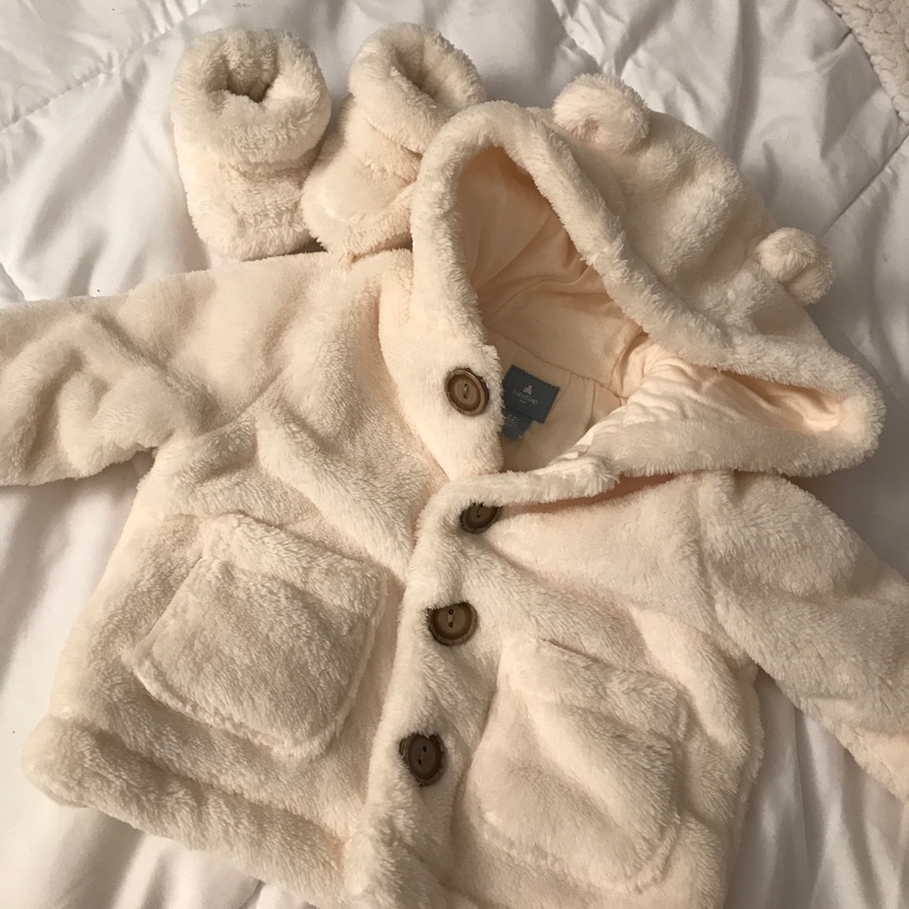 GAP Super Cute Baby Bundle 3-6mos