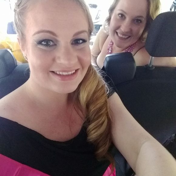 Meet your Posher, Alison - Picture 1 of 1