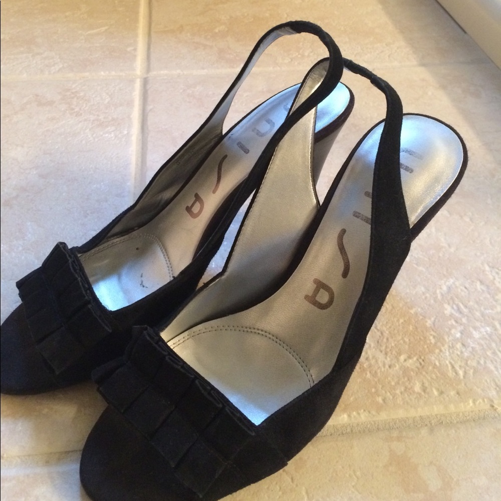 Unisa Najee Suede Pump