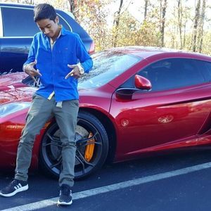 Meet your Posher, Jayesh