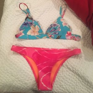 Triangl bikini