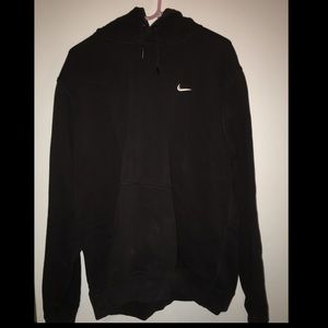 Black Nike Hoodie 🔥