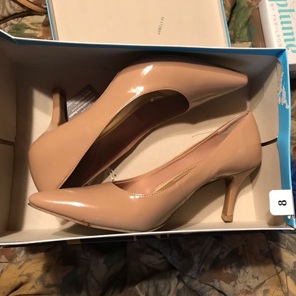 Comfort plus nude heels