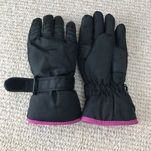 Black Snow Gloves