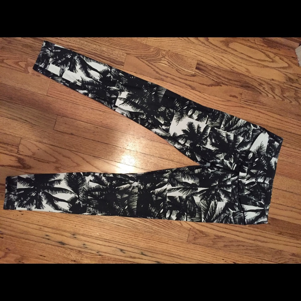 Fabletics leggings