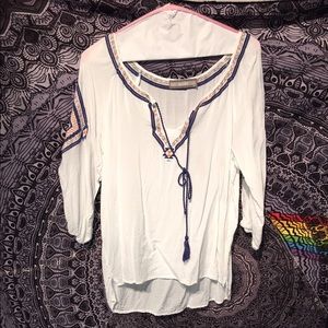 American Eagle peasant style shirt