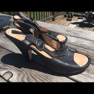 Biviel black dress shoes with heel.