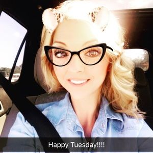 Meet your Posher, Natalie