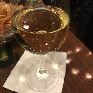 Meet your Posher, Claudia