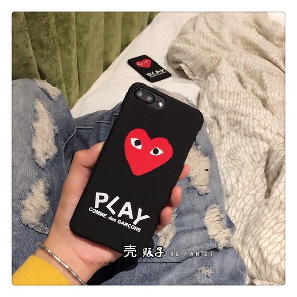 Comme des Garcons Accessories - Comme des Garçons Heart iPhone 7 & plus phone case