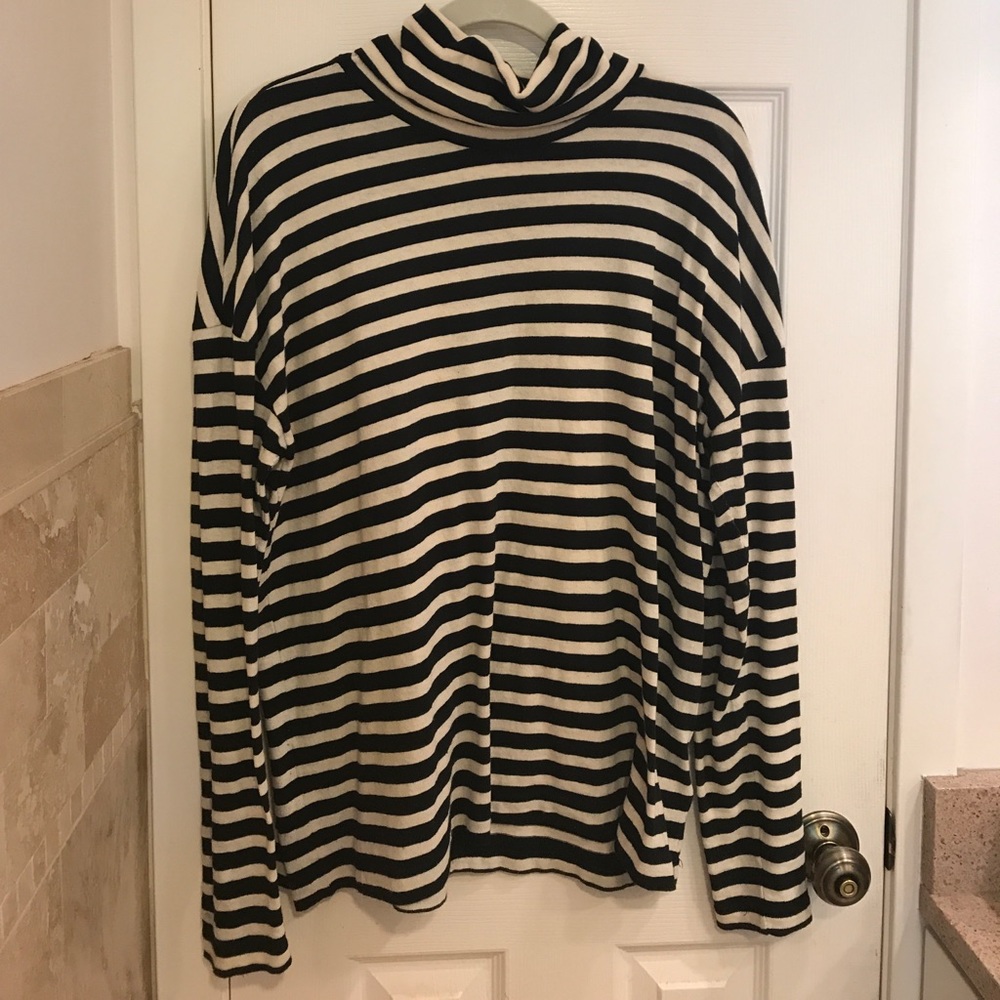 J.Crew turtle neck sweater - flowy