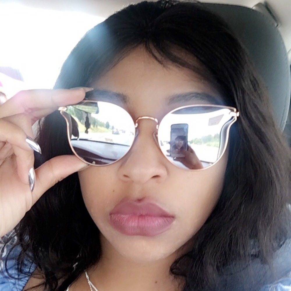 Meet your Posher, Moetji