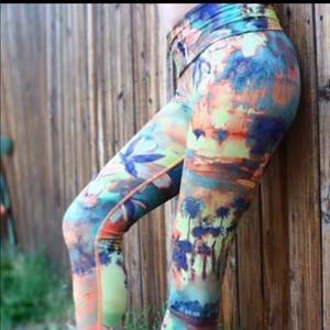 Dreamy "California Sunset" Capris by Zuvi ♻️