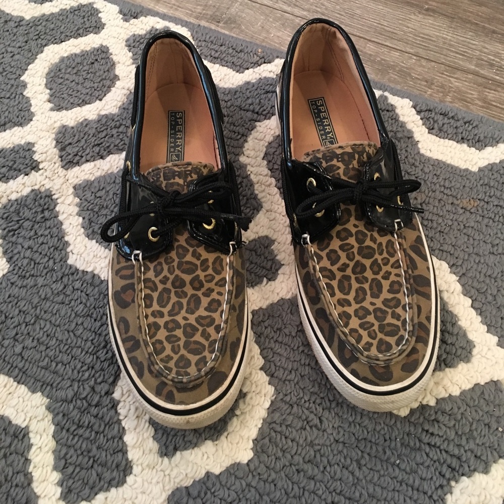 Leopard sperrys