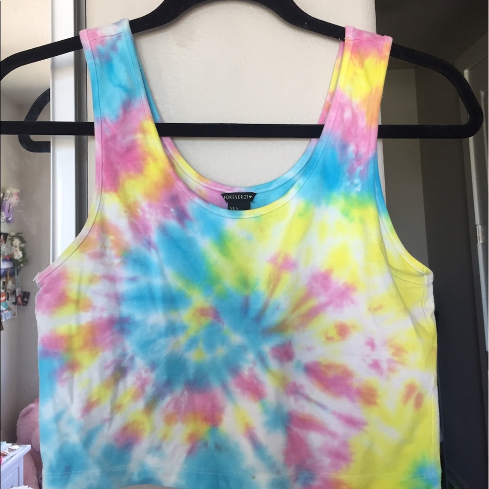 Forever 21 tie dye crop top