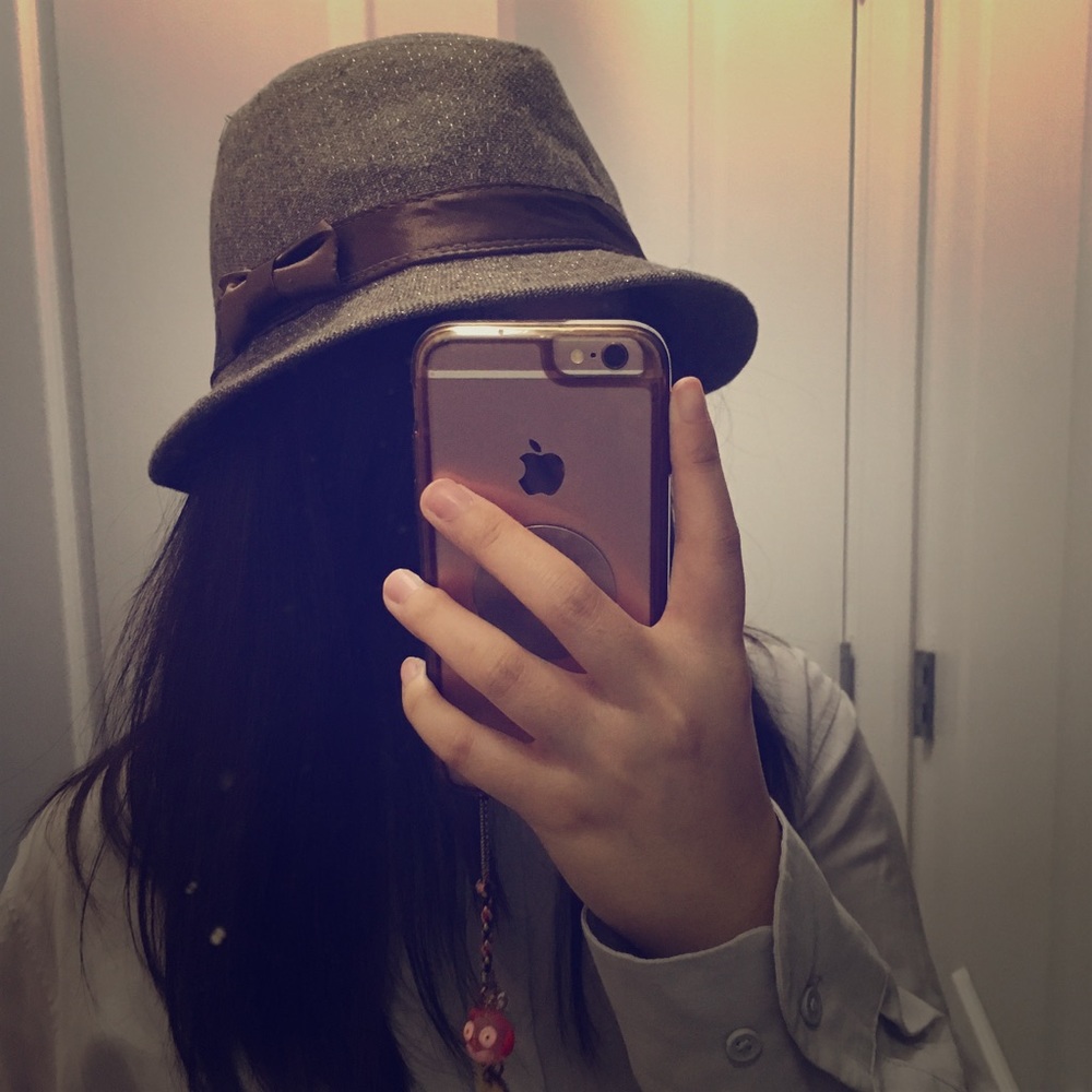 🎩 JUST A HAT 🎩