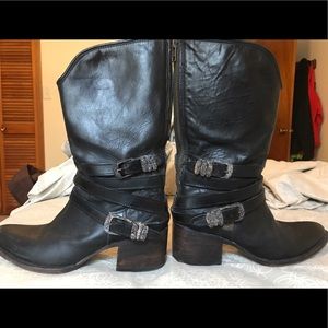 Steve Madden freebird boots