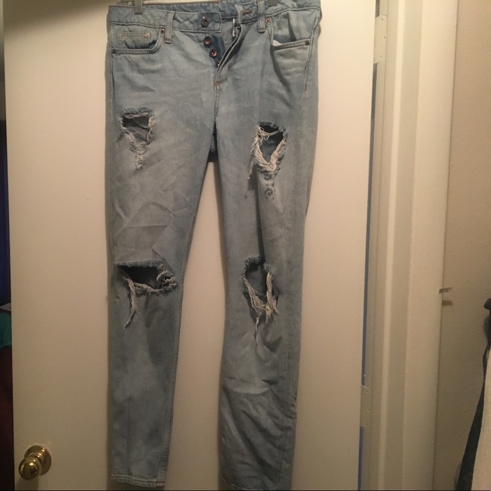 Acid washed boyfriend jeans