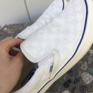 Classic Slip-On White checkered vans