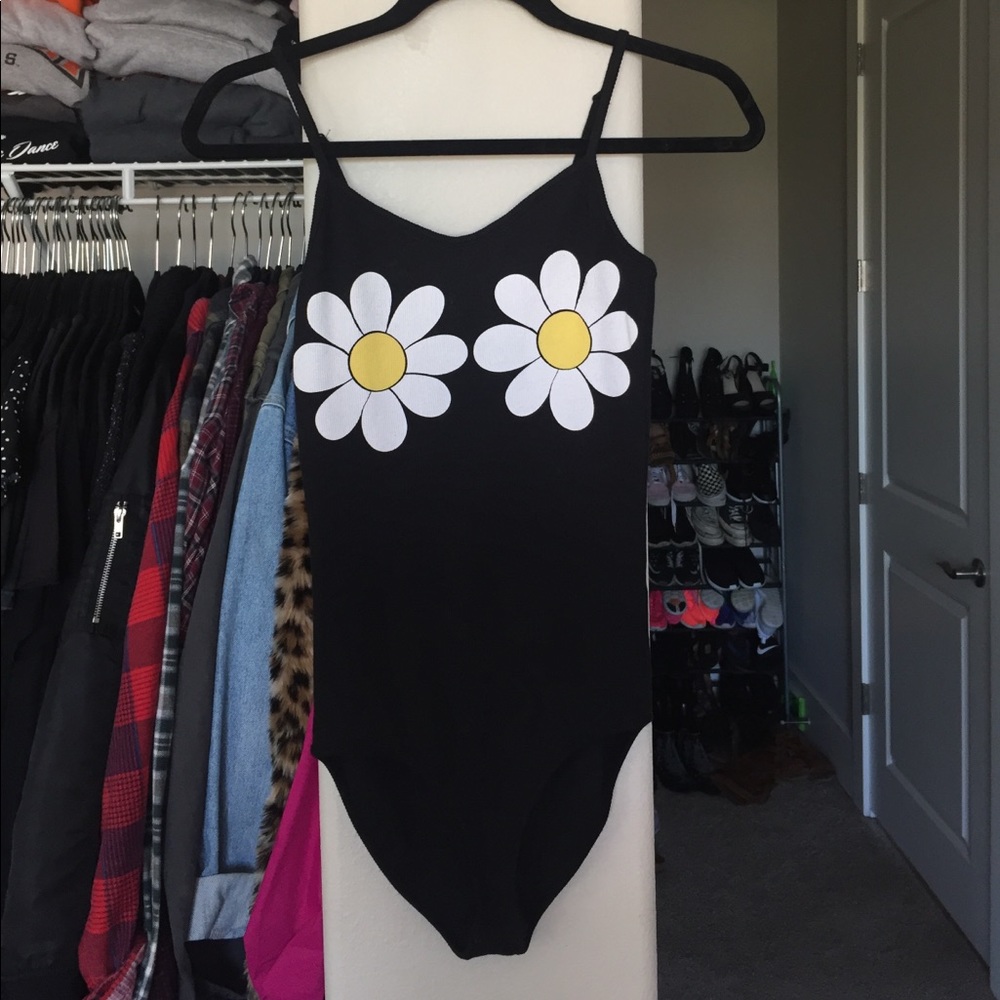 Black bodysuit with Daisy's