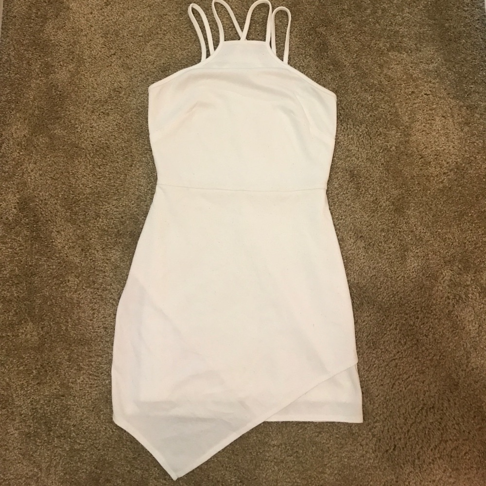White bodycon dress