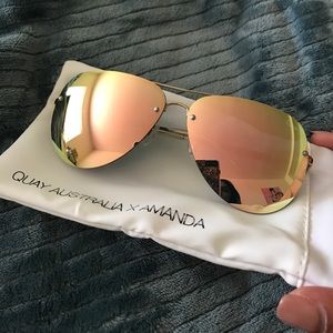 Quay xAmanda Steele Muse rose gold