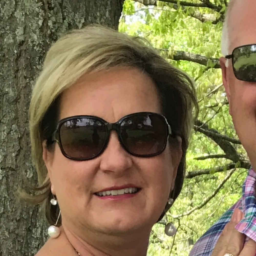 Meet your Posher, Lori