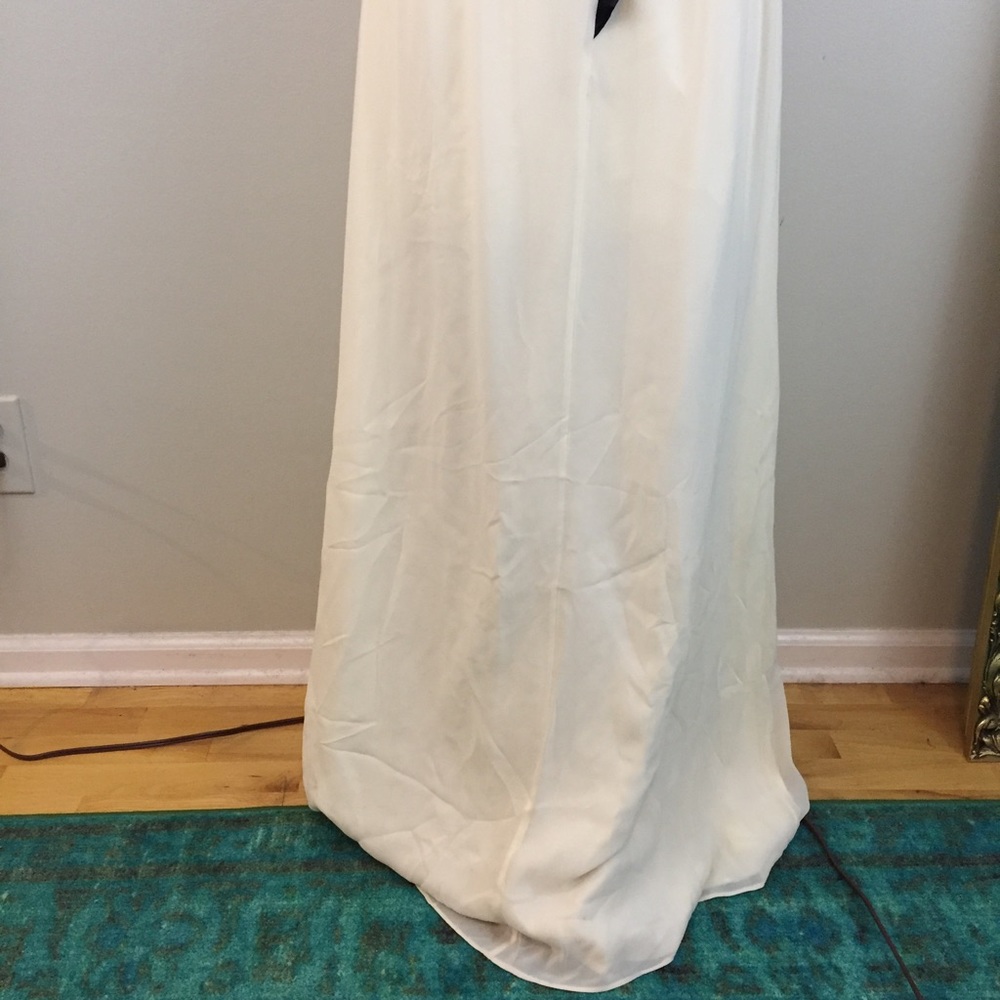 FINAL PRICE! TED BAKER Balfo Cream Silk Dress/Gown - Picture 3 of 6